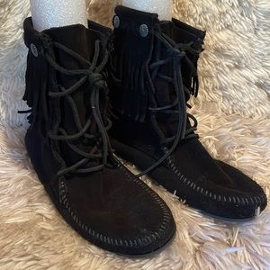 Minnetonka Moccasin Fringe Boot